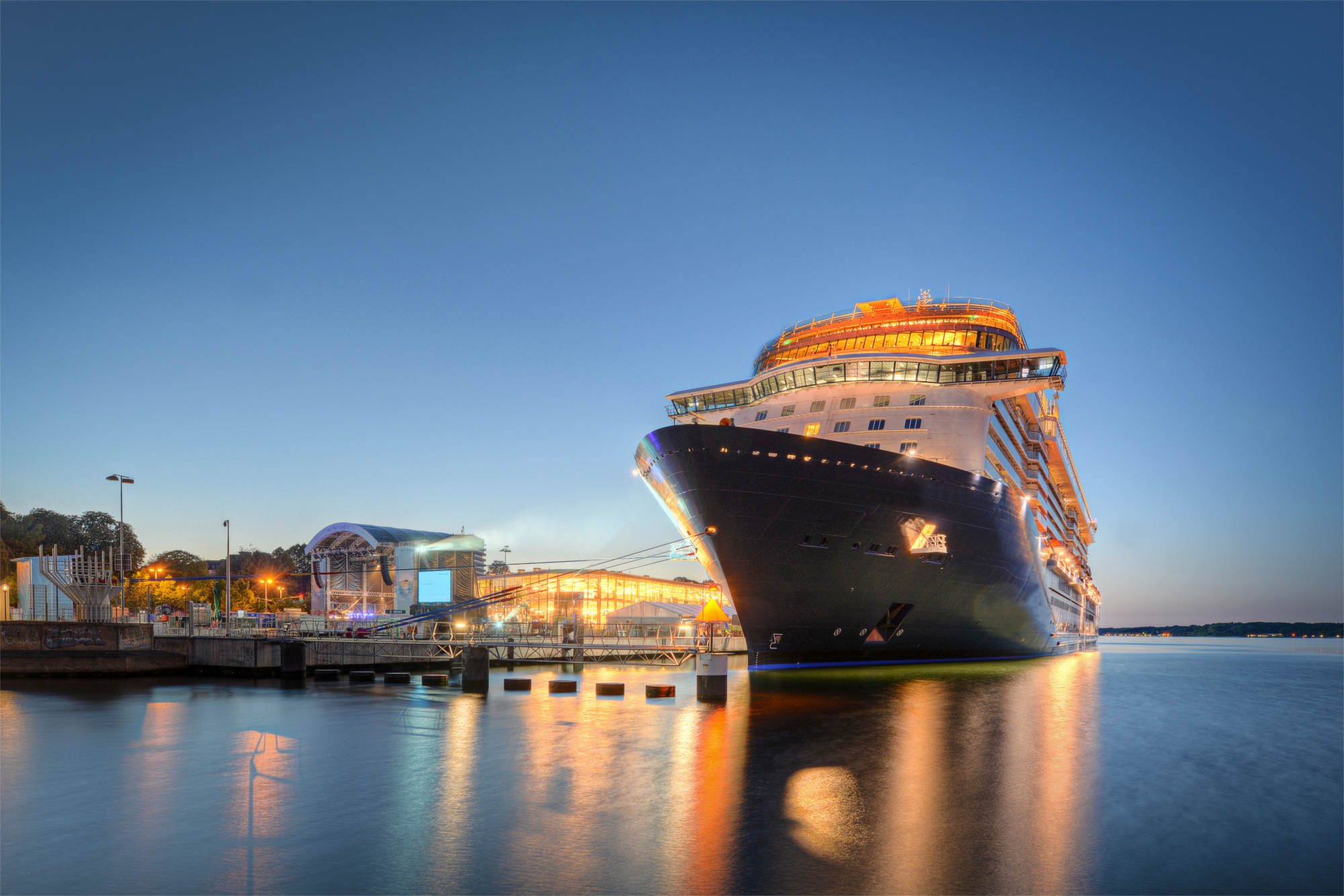 Seaport and cruise terminal taxi transfers with GDB-Travel of Worksop